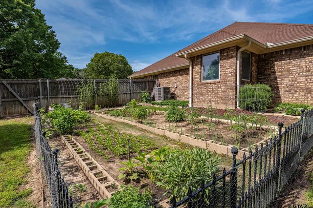 19135 Bynum, Flint, TX 75762