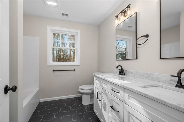 237 Congress Street, Woonsocket, RI 02895