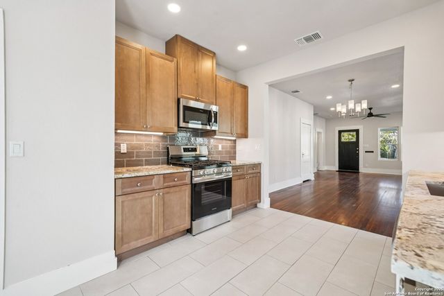 524 Hunstock, San Antonio, TX 78210