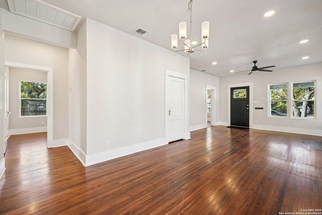 524 Hunstock, San Antonio, TX 78210