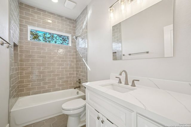 524 Hunstock, San Antonio, TX 78210