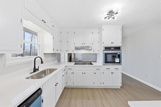 8976 Ochil Lane, Winston, GA 30187