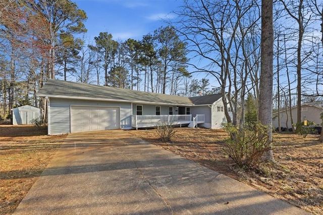 8976 Ochil Lane, Winston, GA 30187