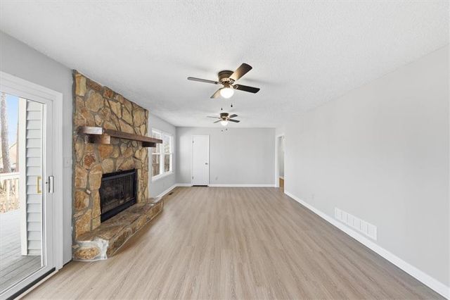 8976 Ochil Lane, Winston, GA 30187
