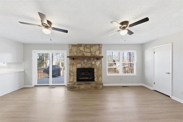 8976 Ochil Lane, Winston, GA 30187