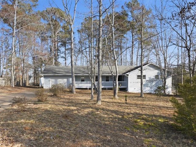 8976 Ochil Lane, Winston, GA 30187