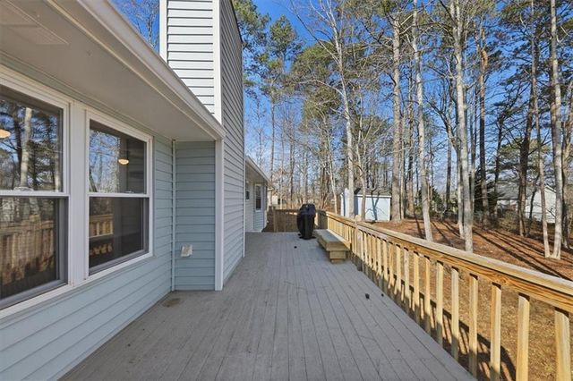 8976 Ochil Lane, Winston, GA 30187