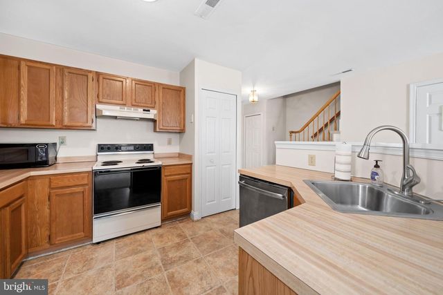 1013 9TH ST, Newark, DE 19711