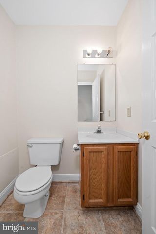 1013 9TH ST, Newark, DE 19711