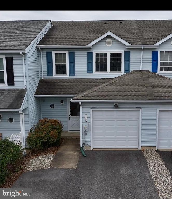 1013 9TH ST, Newark, DE 19711