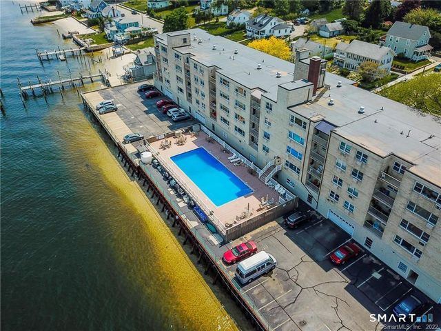292 Pequot Avenue D2, New London, CT 06320