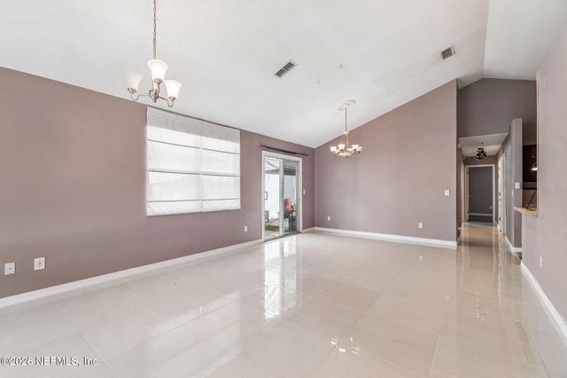 5065 KNIGHTSBRIDGE Circle N, Jacksonville, FL 32244