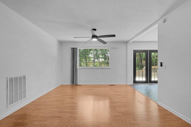 922 Wesley Drive, Hixson, TN 37343