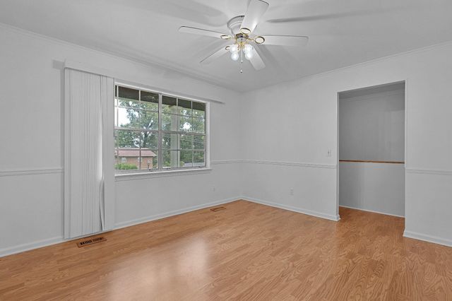 922 Wesley Drive, Hixson, TN 37343