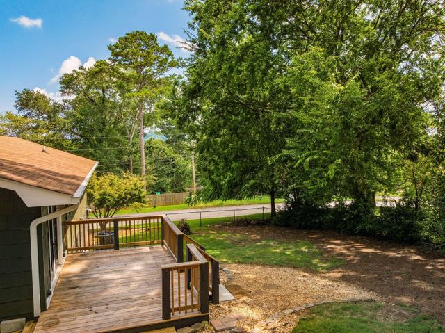 922 Wesley Drive, Hixson, TN 37343