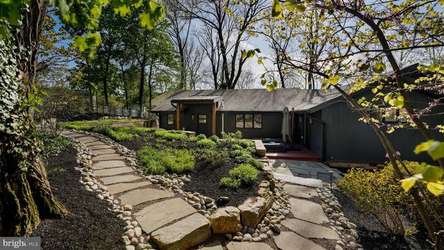 103 KILTIE DR, New Hope, PA 18938