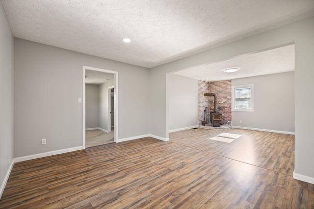 401 Drakes Creek Road, Crab Orchard, KY 40419