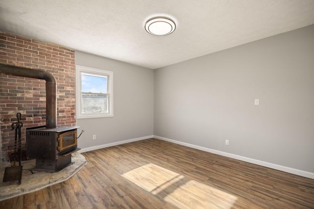 401 Drakes Creek Road, Crab Orchard, KY 40419