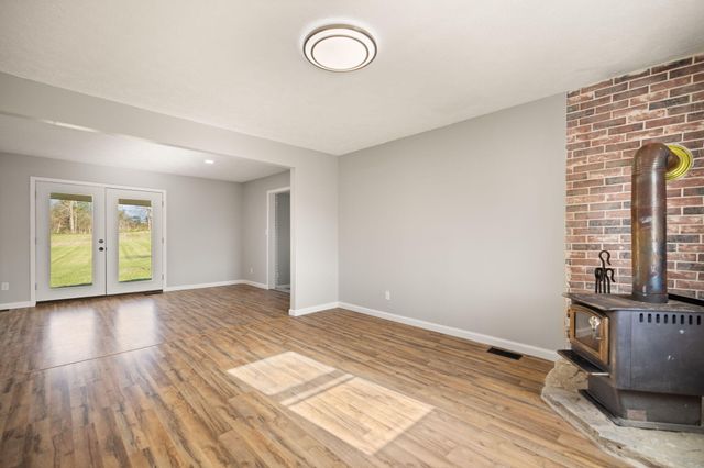 401 Drakes Creek Road, Crab Orchard, KY 40419