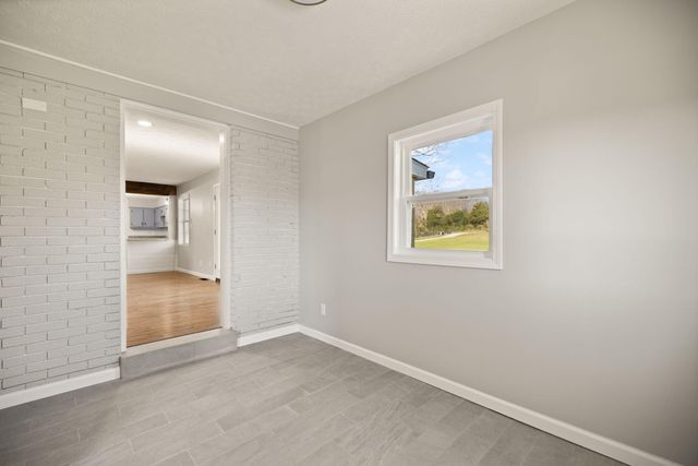 401 Drakes Creek Road, Crab Orchard, KY 40419