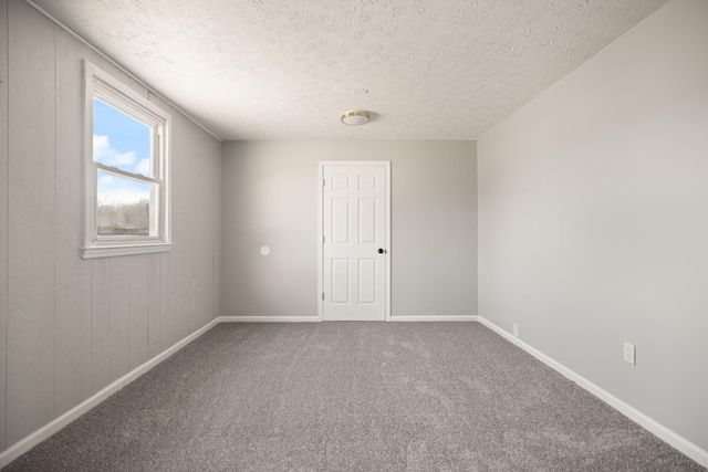 401 Drakes Creek Road, Crab Orchard, KY 40419