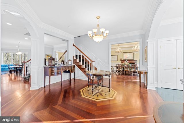 8541 OLD DOMINION DRIVE, Mclean, VA 22102