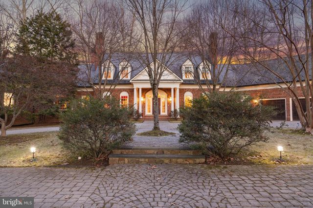 8541 OLD DOMINION DRIVE, Mclean, VA 22102