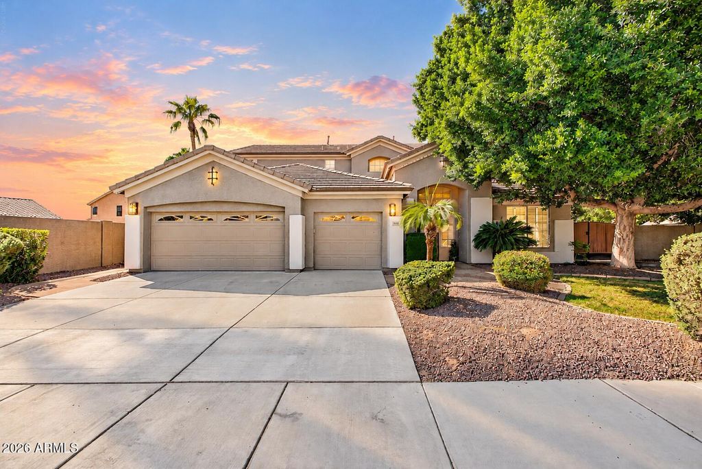 3540 S HOLGUIN Court, Chandler, AZ 85248 — photo 3