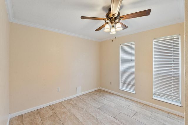 16930 Stardale Lane, Friendswood, TX 77546