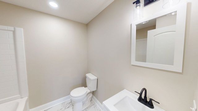 983 County Road 104, Chesapeake, OH 45619