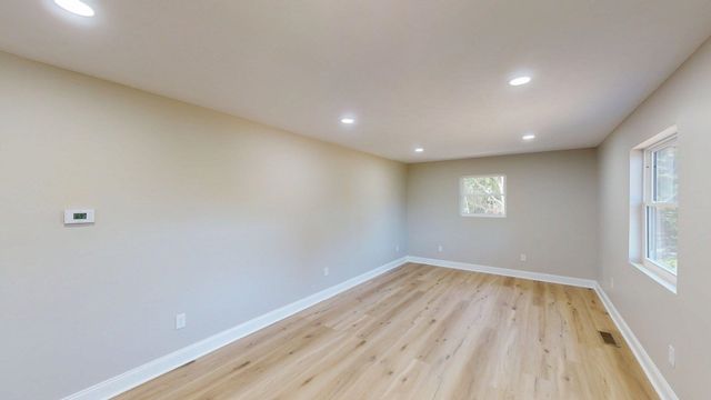 983 County Road 104, Chesapeake, OH 45619