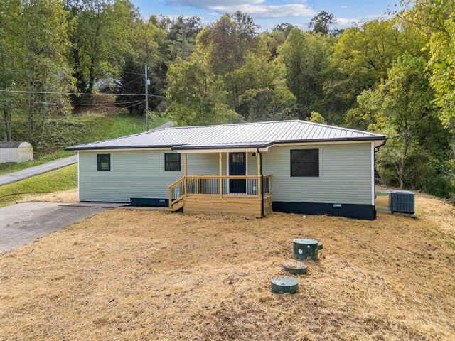 983 County Road 104, Chesapeake, OH 45619