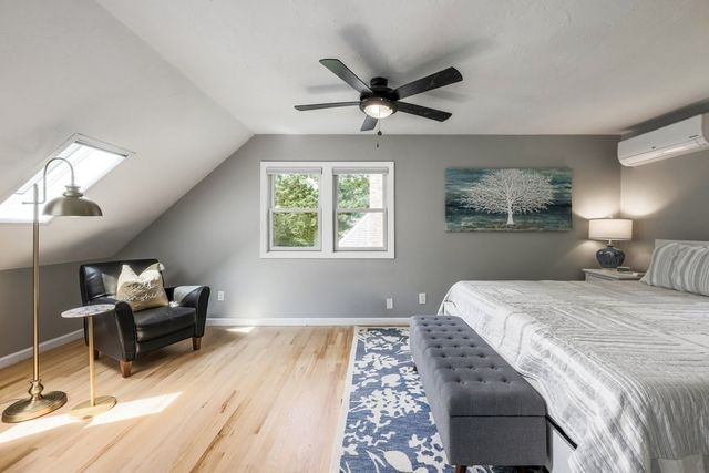 35 Pinecrest Ave, Mashpee, MA 02649