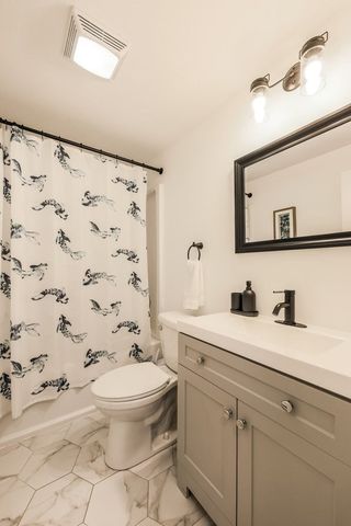 35 Pinecrest Ave, Mashpee, MA 02649