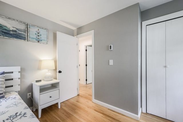 35 Pinecrest Ave, Mashpee, MA 02649
