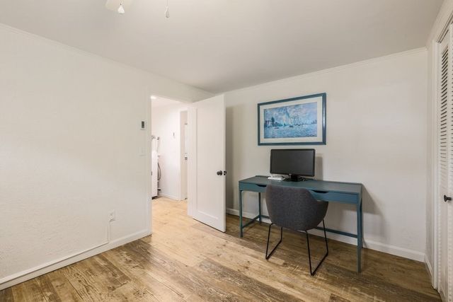 35 Pinecrest Ave, Mashpee, MA 02649