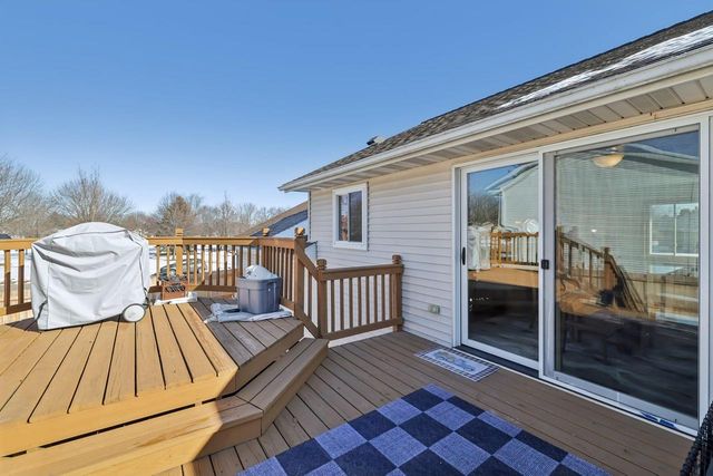 888 N Thompson Road, Sun Prairie, WI 53590