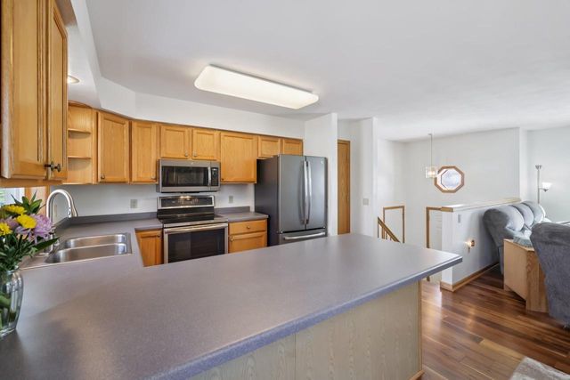 888 N Thompson Road, Sun Prairie, WI 53590