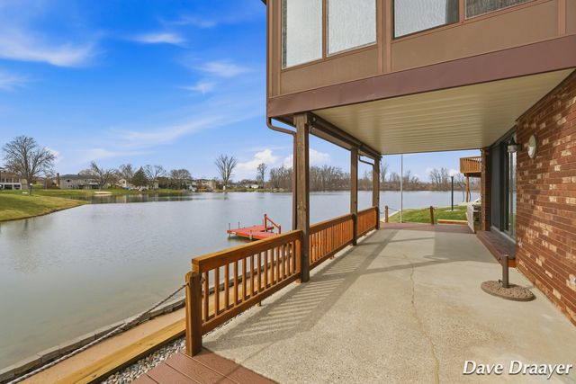 709 Waterview Court, Grandville, MI 49418