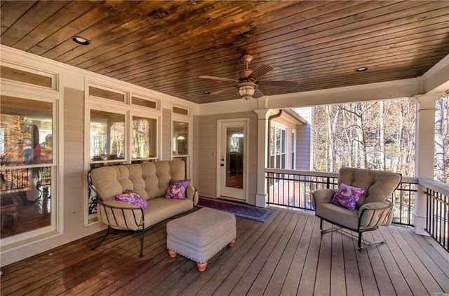 67 Timberlake Cove NE, Cartersville, GA 30121
