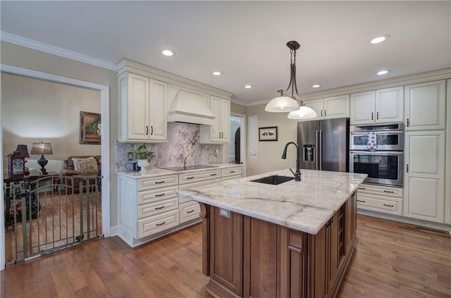 67 Timberlake Cove NE, Cartersville, GA 30121