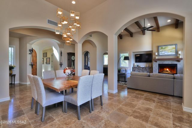 13941 N Stone Gate Place, Oro Valley, AZ 85755