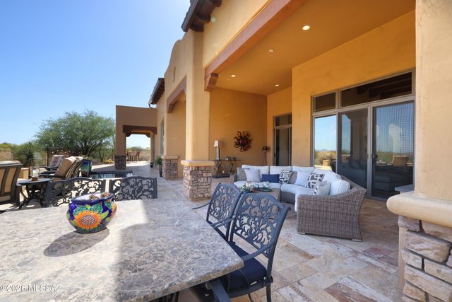 13941 N Stone Gate Place, Oro Valley, AZ 85755