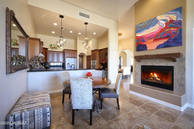 13941 N Stone Gate Place, Oro Valley, AZ 85755