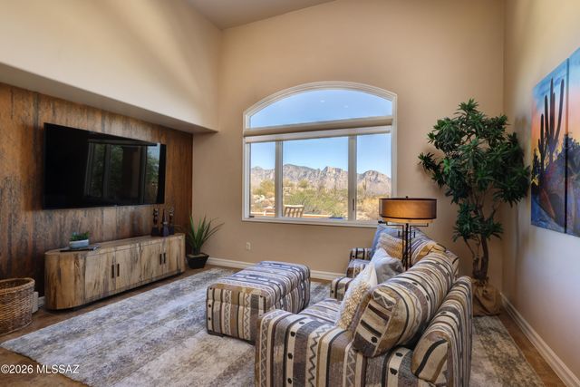 13941 N Stone Gate Place, Oro Valley, AZ 85755