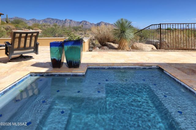 13941 N Stone Gate Place, Oro Valley, AZ 85755