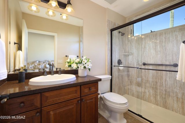 13941 N Stone Gate Place, Oro Valley, AZ 85755