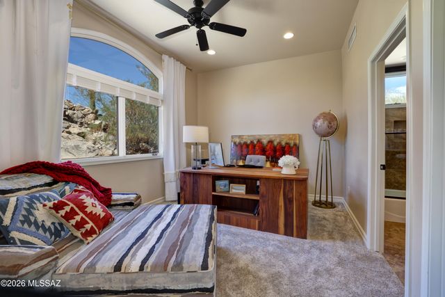 13941 N Stone Gate Place, Oro Valley, AZ 85755