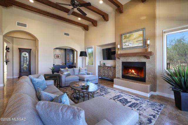13941 N Stone Gate Place, Oro Valley, AZ 85755