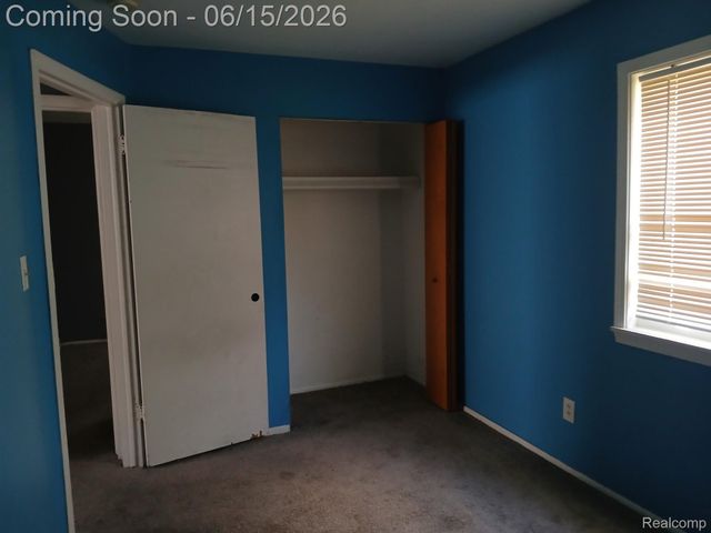 17723 Oakdale Street, Roseville, MI 48066